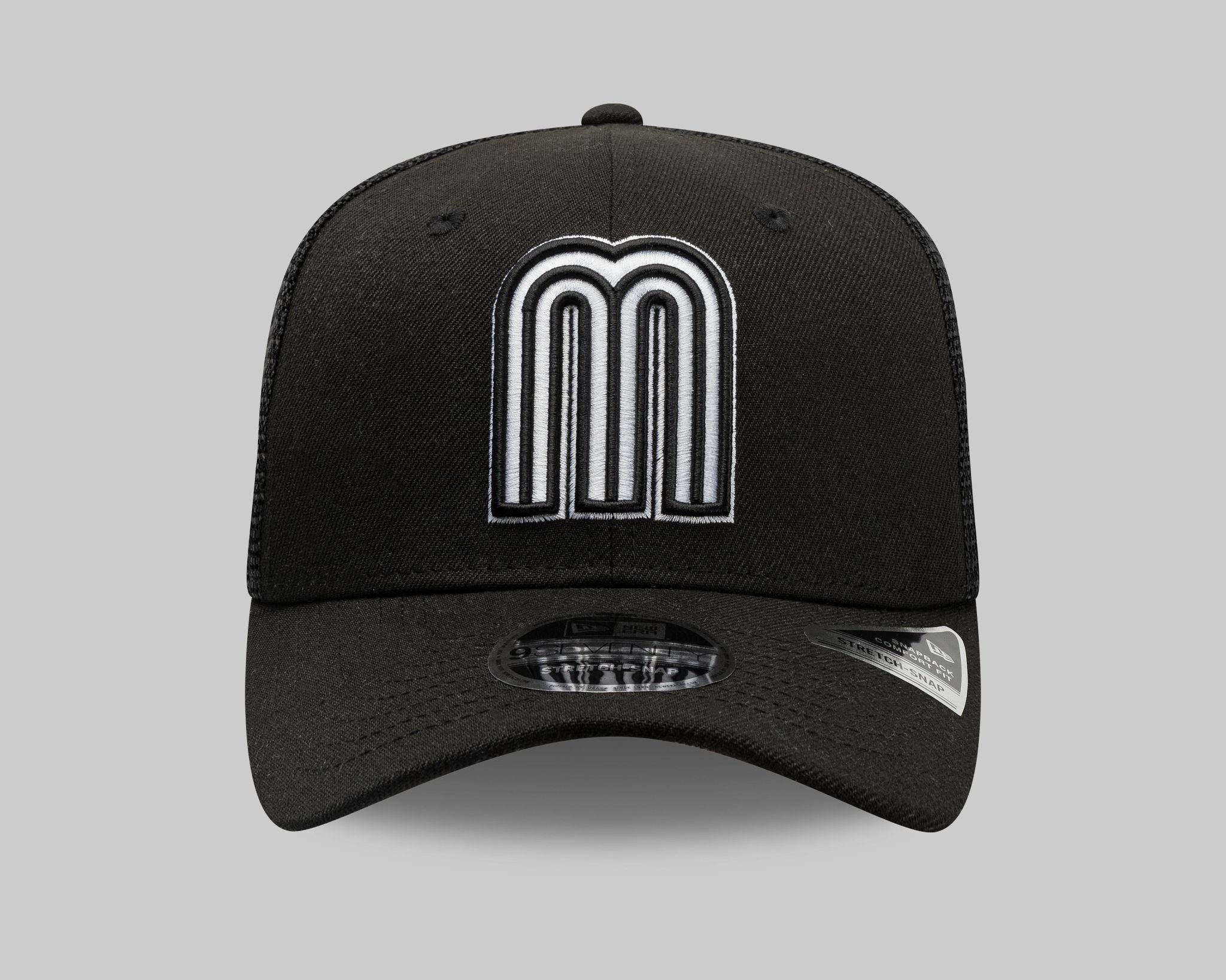 Gorra New Era Negra Iconic M 970 Trucker