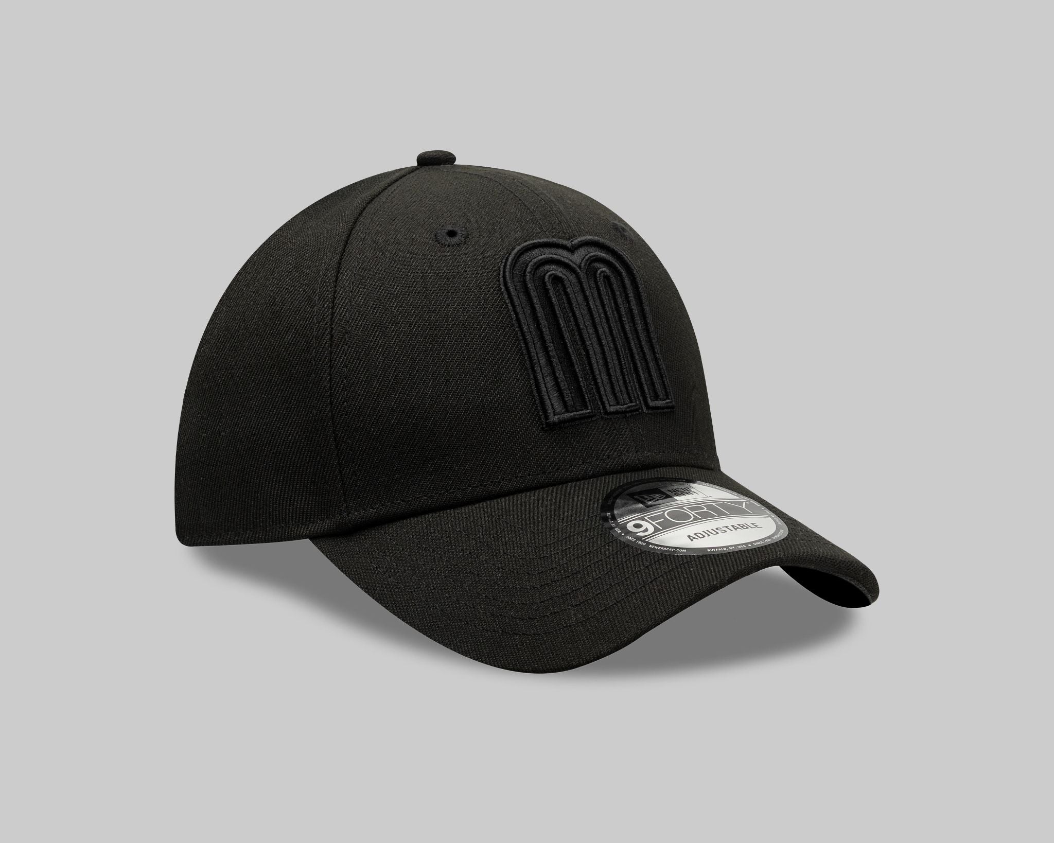 Gorra New Era Negra con Negro Iconic M 940