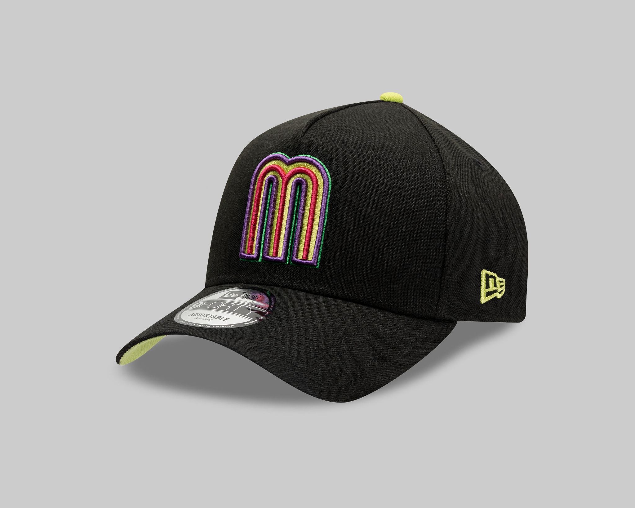 Gorra New Era Negra con Amarillo Iconic M 940 A-frame