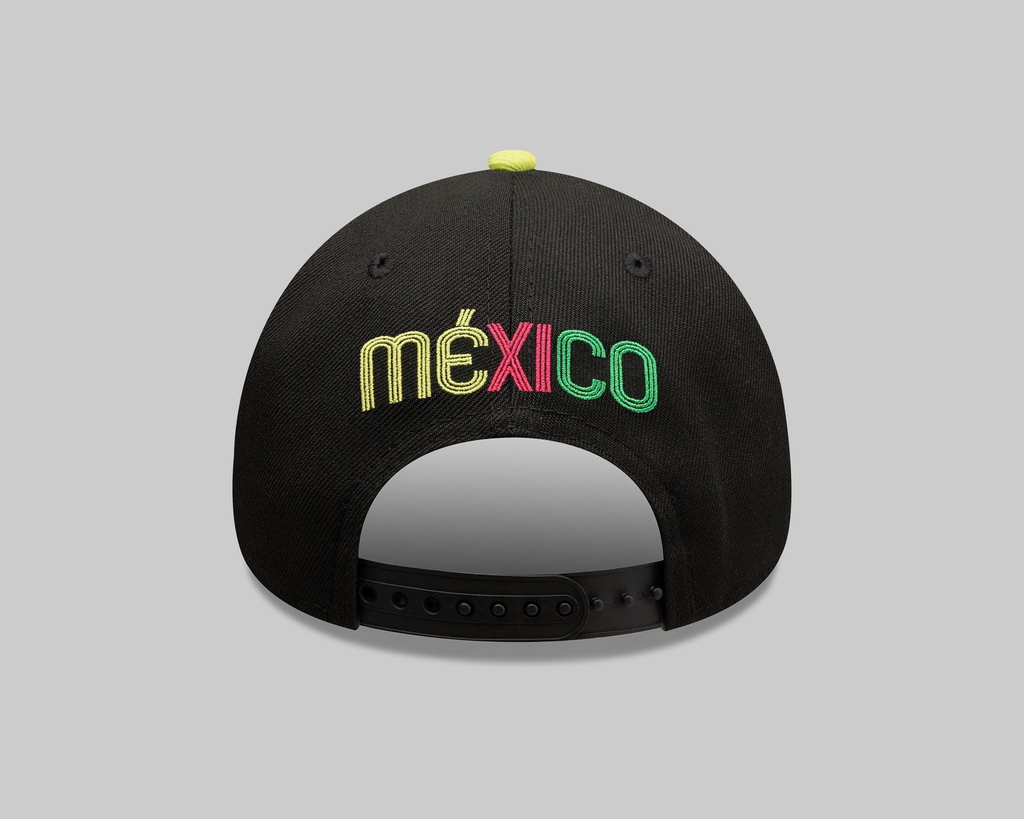 Gorra New Era Negra con Amarillo Iconic M 940 A-frame
