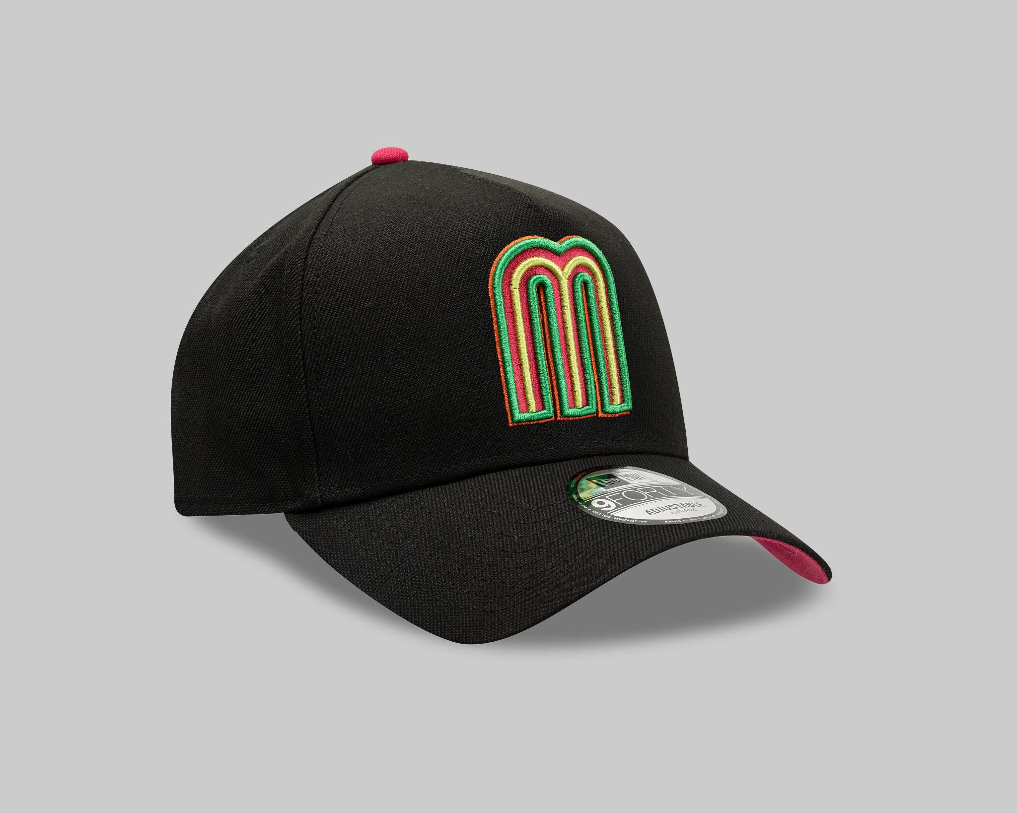 Gorra New Era Negra con Rojo Iconic M 940 A-frame