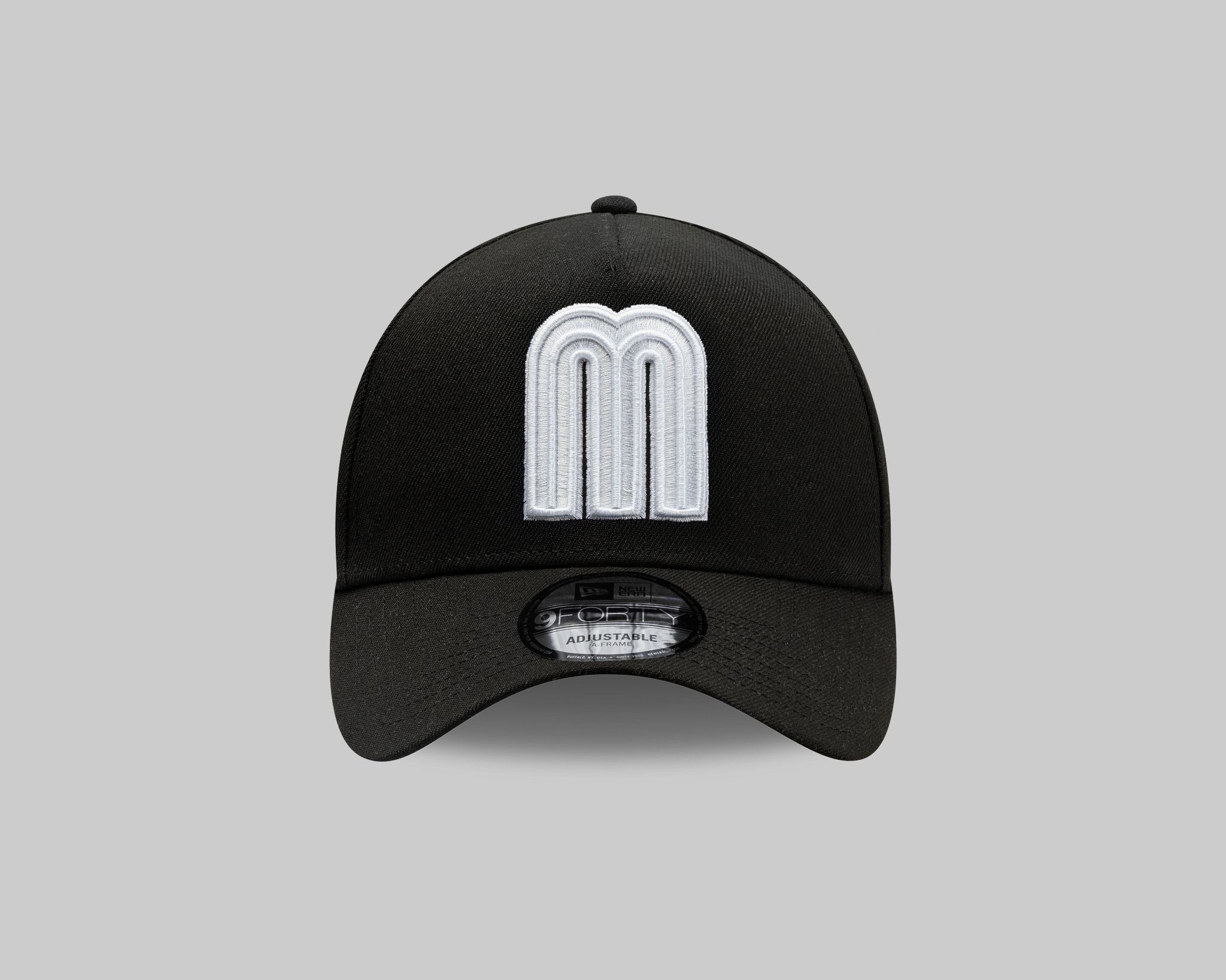 Gorra New Era Negra con gris Iconic M 940 A-frame