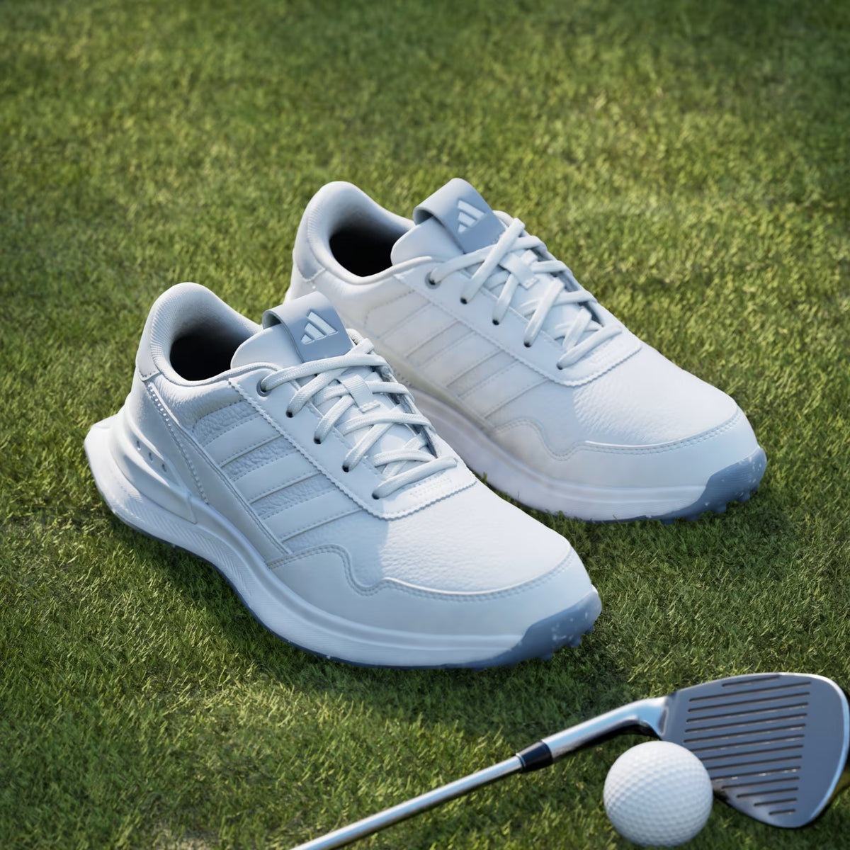 ADIDAS ZAPATO S2G 26 de Piel sin Clavos
