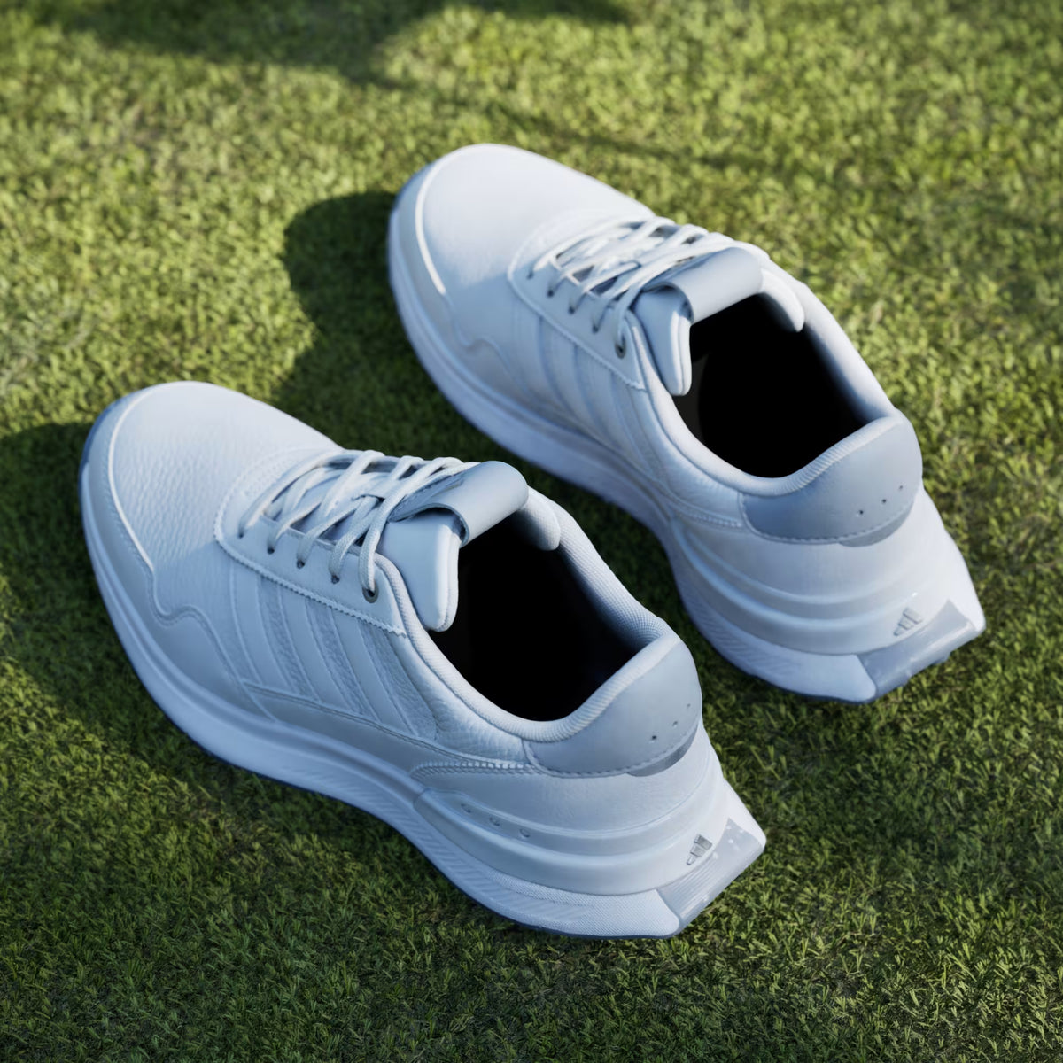 ADIDAS ZAPATO S2G 26 de Piel sin Clavos