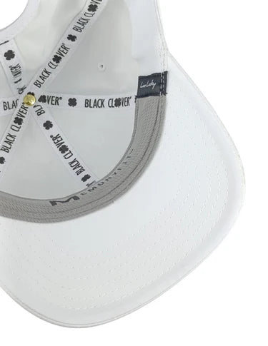 Gorra Black Clover LUCKY STITCH 1
