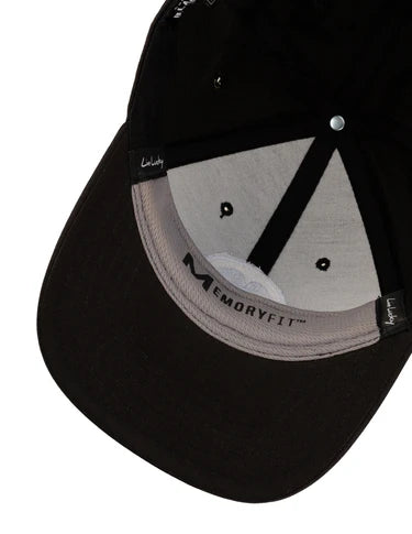 Gorra Black Clover LUCKY STITCH 2